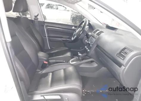 2010 Volkswagen Jetta Wolfsburg Edition из США, поврежденный, VIN 3VWRA7AJ1AM081977